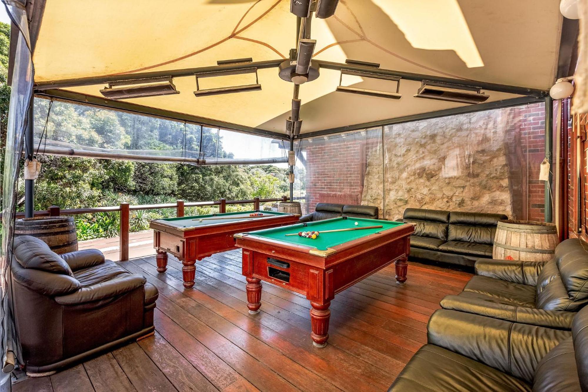 Caves House Hotel & Apartments Яллингап Экстерьер фото