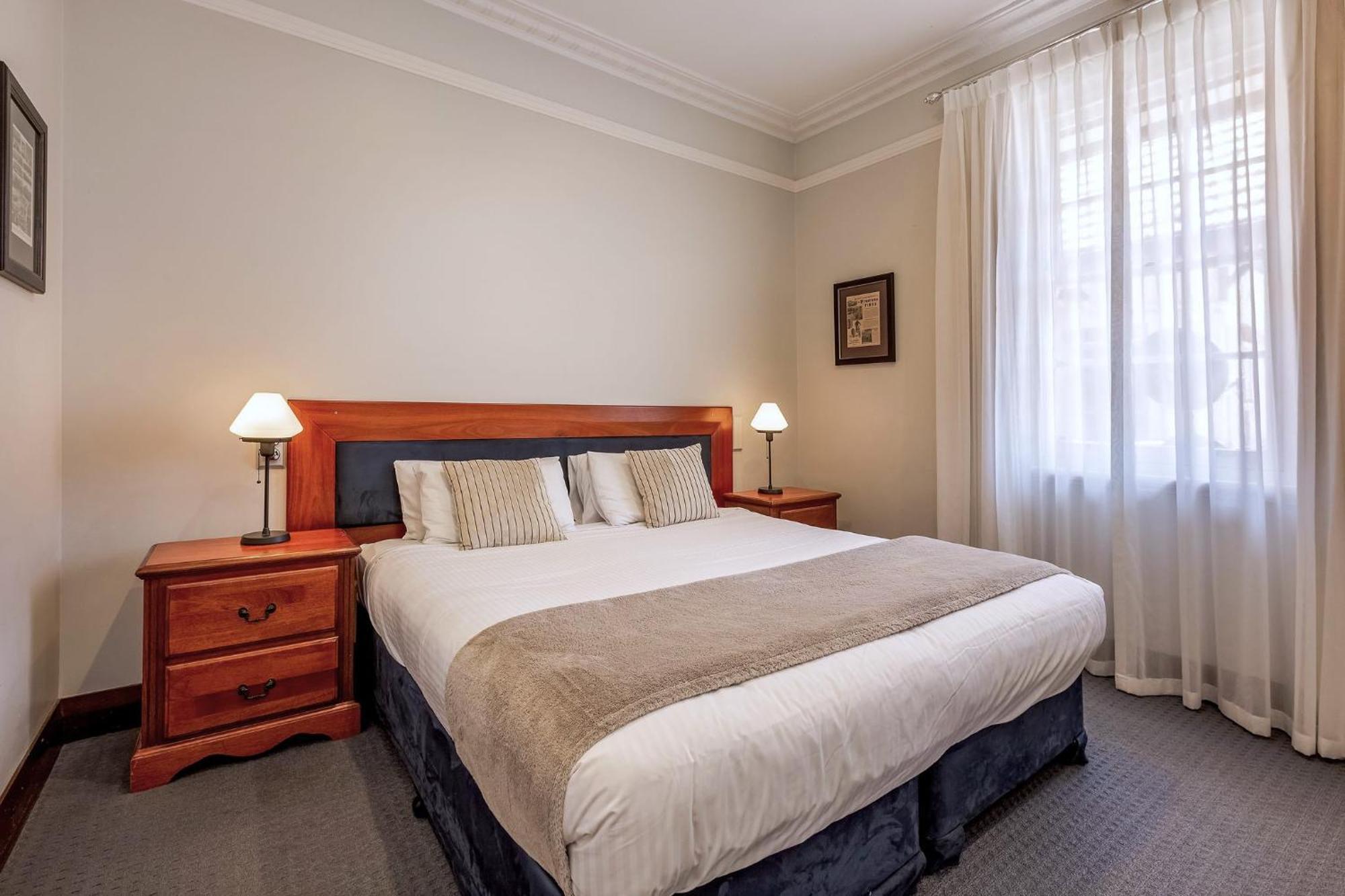 Caves House Hotel & Apartments Яллингап Экстерьер фото
