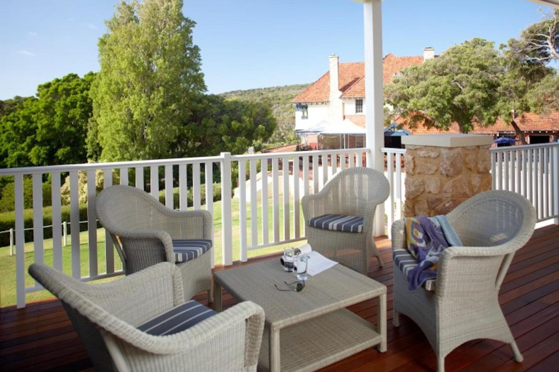 Caves House Hotel & Apartments Яллингап Экстерьер фото
