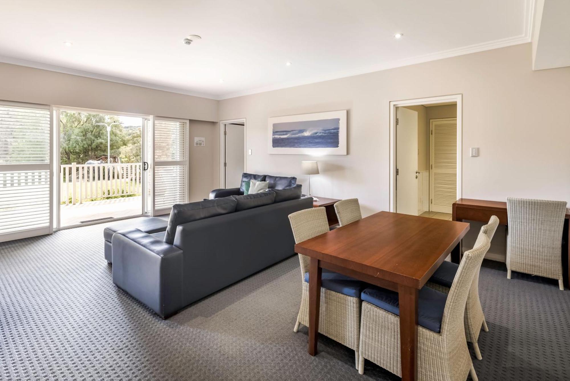 Caves House Hotel & Apartments Яллингап Экстерьер фото