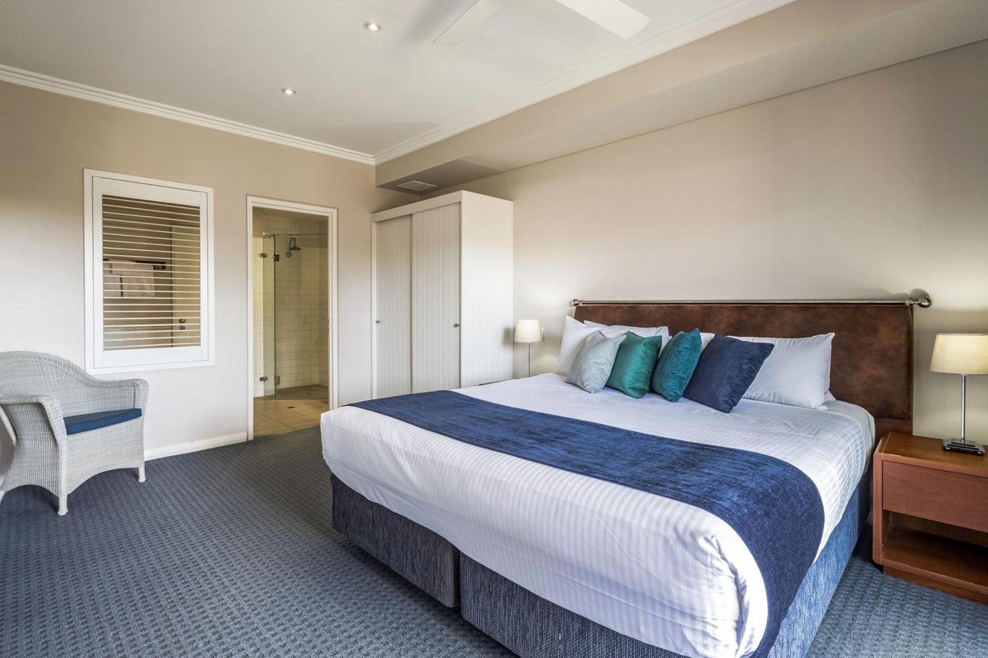 Caves House Hotel & Apartments Яллингап Экстерьер фото