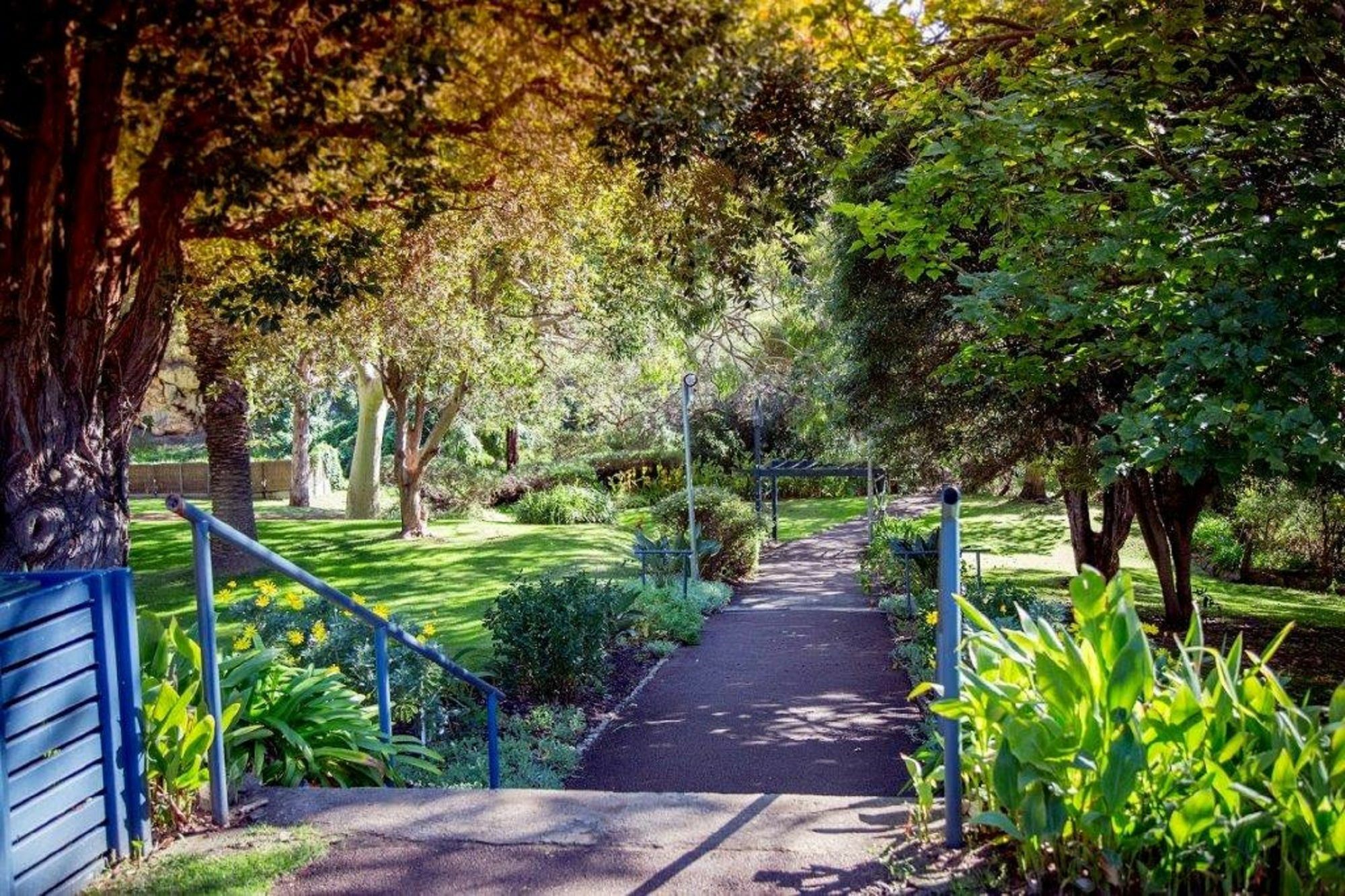 Caves House Hotel & Apartments Яллингап Экстерьер фото